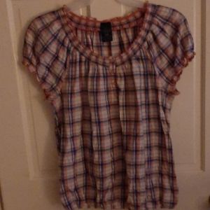 Adorable blue and pink top